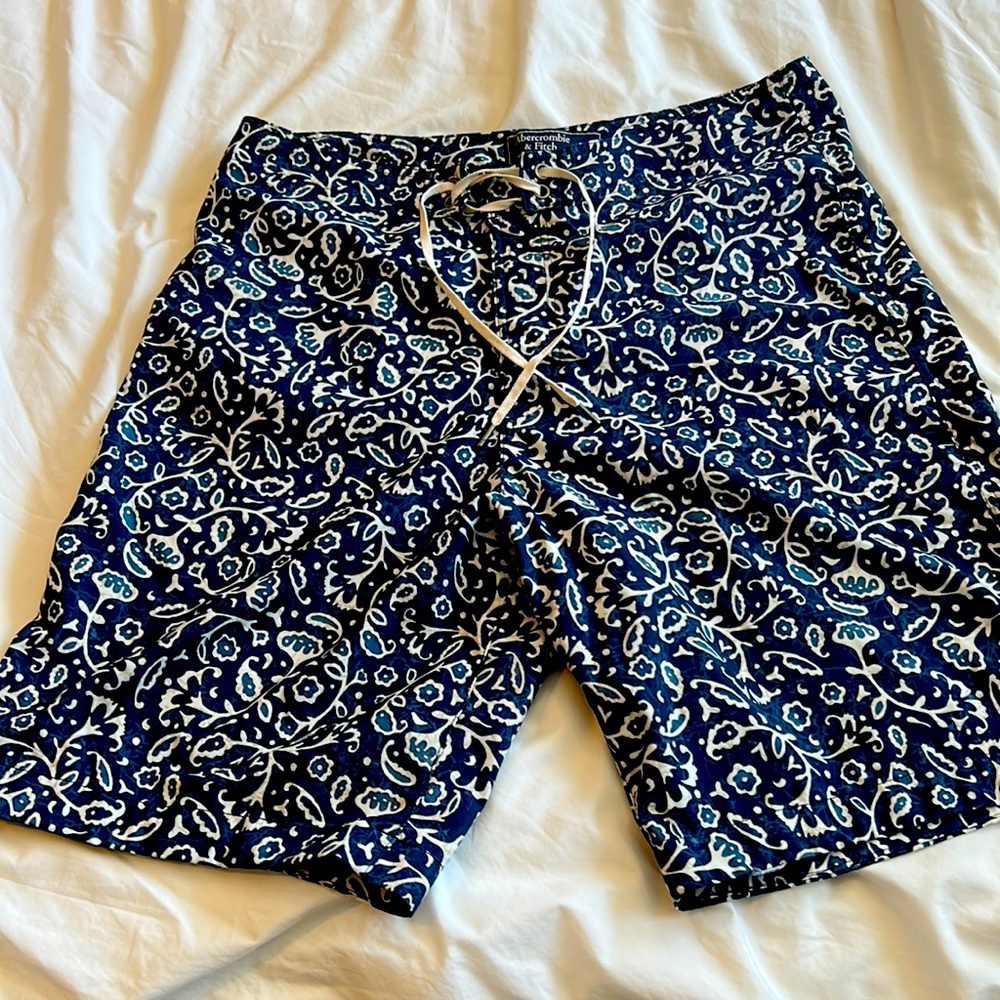 Abercombie Board Shorts 9” Blue Floral - 31
